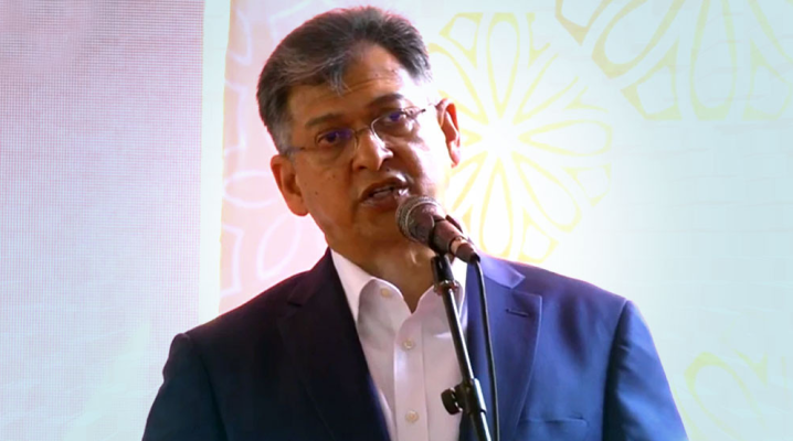 সংবিধান সংশোধনীতে বিরোধী দল সহযোগিতা করছে না : স্বরাষ্ট্রমন্ত্রী
